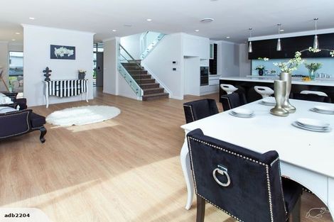 Photo of property in 35 Remuremu Street, Long Bay, Auckland, 0630