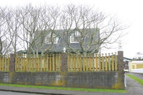 Photo of property in 2336 South Road, Okato, 4335