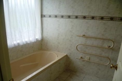 Photo of property in 3 Devana Court, Torbay, Auckland, 0630