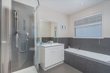 Photo of property in 30 Aquila Drive, Whitianga, 3510