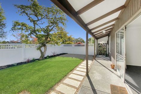 Photo of property in 3/74 Picton Avenue, Riccarton, Christchurch, 8011