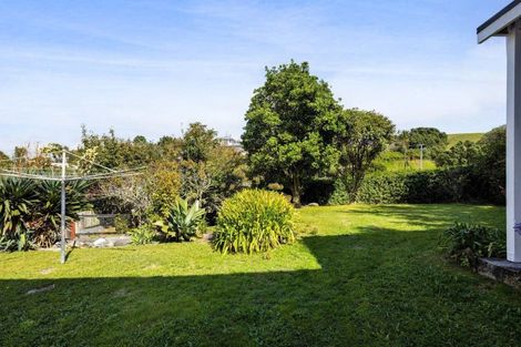 Photo of property in 20 Stuart Place, Blagdon, New Plymouth, 4310