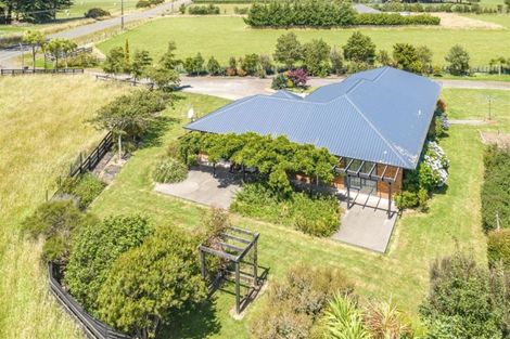 Photo of property in 415 Makirikiri Road, Marton, 4789