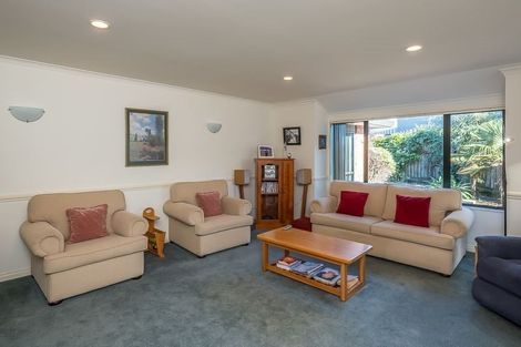 Photo of property in 11 Takahe Drive, Paraparaumu Beach, Paraparaumu, 5032