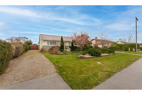 Photo of property in 8 Moorhouse Street, Waimate, 7924
