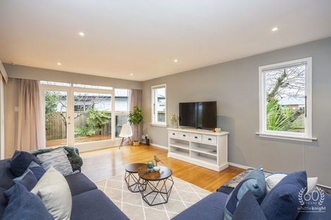 Photo of property in 14 Yeovil Place, St Albans, Christchurch, 8052
