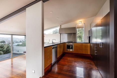 Photo of property in 124 Townsend Road, Miramar, Wellington, 6022