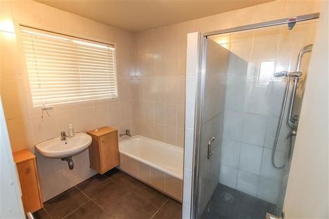 Photo of property in 1/168 Hutchinson Avenue, New Lynn, Auckland, 0600