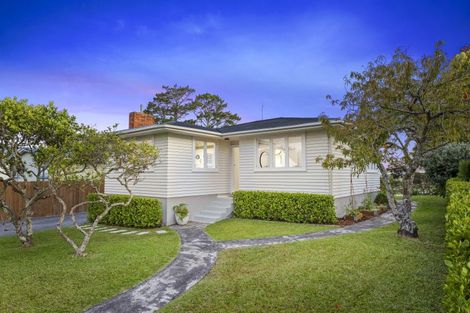 Photo of property in 13 Helena Street, Massey, Auckland, 0614