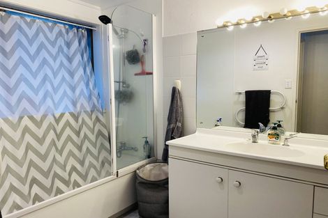 Photo of property in 22 Hedge Row, Sunnyhills, Auckland, 2010