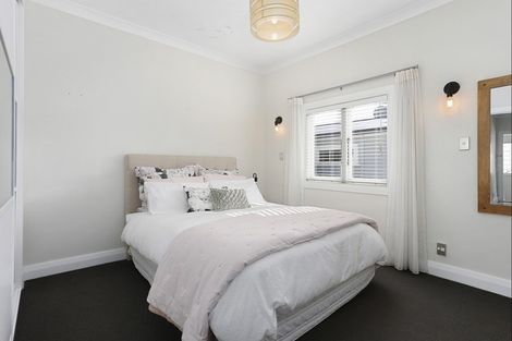 Photo of property in 24 Richmond Avenue, Northcote Point, Auckland, 0627