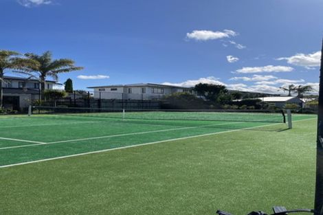 Photo of property in 13/2 Armoy Drive, East Tamaki, Auckland, 2016