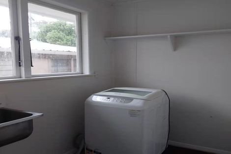 Photo of property in 28 Durham Street, Cannons Creek, Porirua, 5024