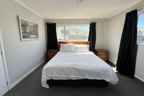 Photo of property in 3 Peters Avenue, Cloverlea, Palmerston North, 4412