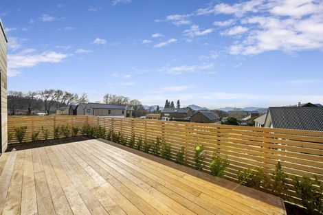 Photo of property in 11 Stoneleigh Drive, Wanaka, 9305