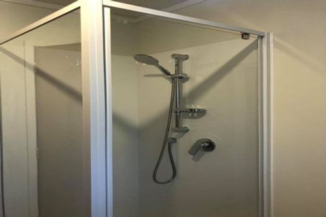 Photo of property in 2/87 Mallard Drive, Selwyn Heights, Rotorua, 3015