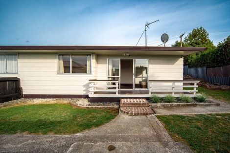 Photo of property in 2/21 Dinsdale Road, Dinsdale, Hamilton, 3204