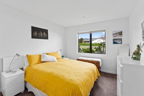 Photo of property in 2 Pohatu Lane, Otaki, 5512