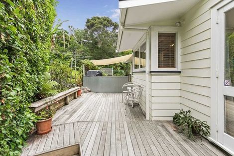 Photo of property in 1/8 Kororo Street, Northcote, Auckland, 0627