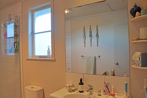 Photo of property in 38 Bickerstaffe Road, Maungaturoto, 0520