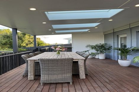 Photo of property in 172 Torkar Road, Clarks Beach, 2122