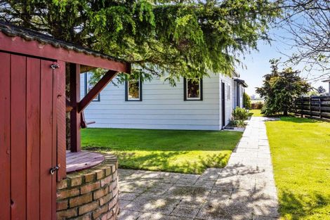 Photo of property in 54 Ketemarae Road, Normanby, Hawera, 4614