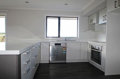 Photo of property in 2 Hollys Lane, Weston, Oamaru, 9401