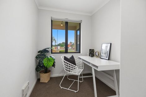 Photo of property in 2 Beachwater Drive, Papamoa Beach, Papamoa, 3118