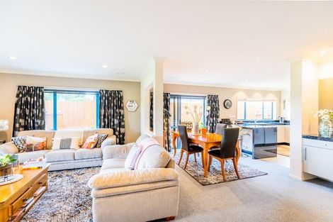 Photo of property in 54 Realm Drive, Paraparaumu, 5032