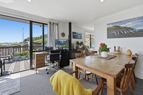 Photo of property in 49 Orion Drive, Welcome Bay, Tauranga, 3112