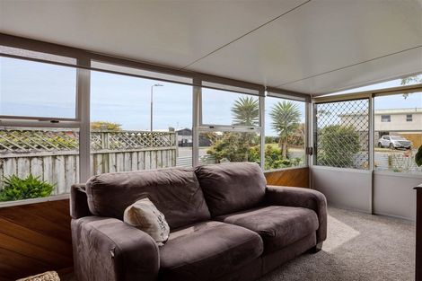 Photo of property in 5 Green Lane, Hawera, 4610