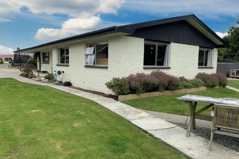 Photo of property in 68 Hillary Street, Winton, 9720