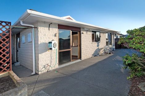 Photo of property in 1/5 Pegasus Avenue, North New Brighton, Christchurch, 8083