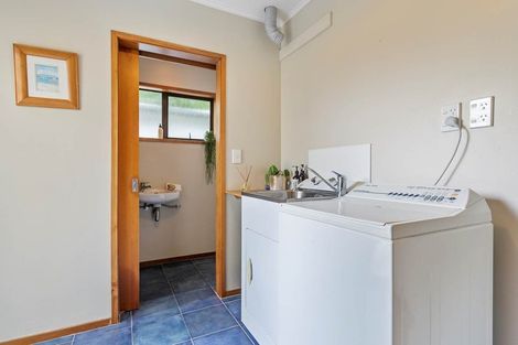 Photo of property in 23 Horotutu Road, Greenlane, Auckland, 1061