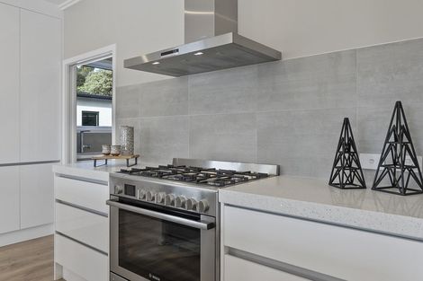 Photo of property in 28 Rose Berry Crescent, Flagstaff, Hamilton, 3210