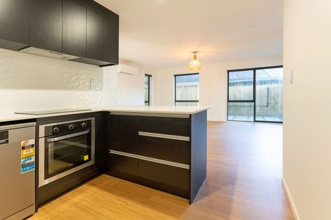 Photo of property in 16 Rangimarie Close, Opaheke, Papakura, 2113