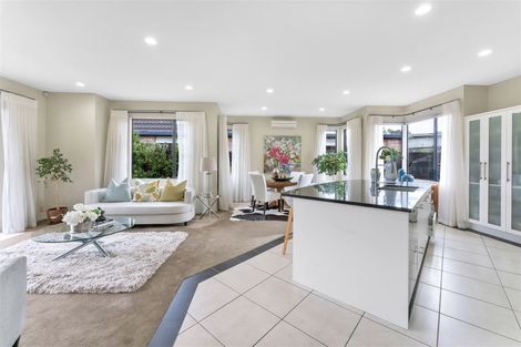 Photo of property in 55c Hattaway Avenue, Bucklands Beach, Auckland, 2012