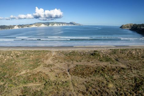 Photo of property in Blue Bay Road, Mahia, 4198