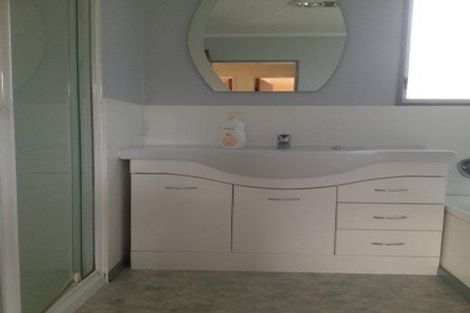 Photo of property in 14 Frobisher Street, Island Bay, Wellington, 6023