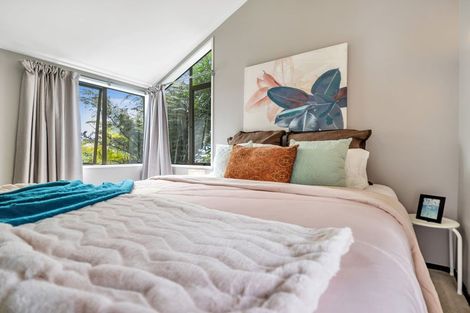 Photo of property in 9 Wilfred Street, St Andrews, Hamilton, 3200