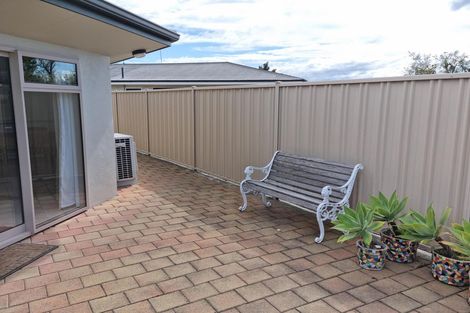 Photo of property in 69 Church Road, Taradale, Napier, 4112
