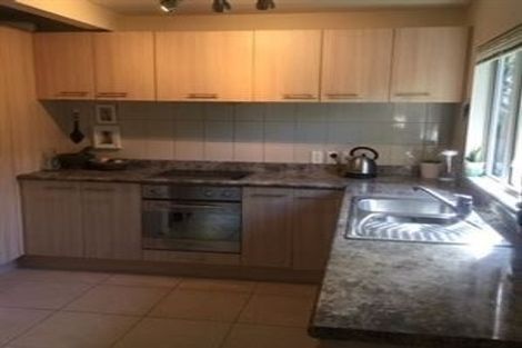 Photo of property in 3/4a Corrella Road, Belmont, Auckland, 0622