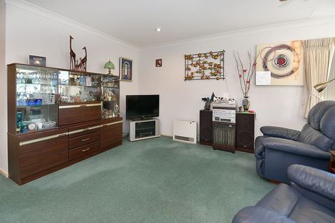 Photo of property in 1/840 Whangaparaoa Road, Manly, Whangaparaoa, 0930