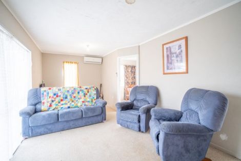 Photo of property in 27 Mcleavey Drive, Kelvin Grove, Palmerston North, 4414