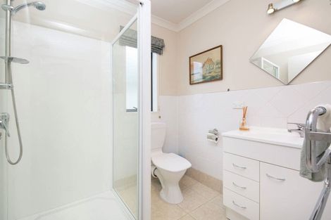 Photo of property in 77 Moore Street, Howick, Auckland, 2014