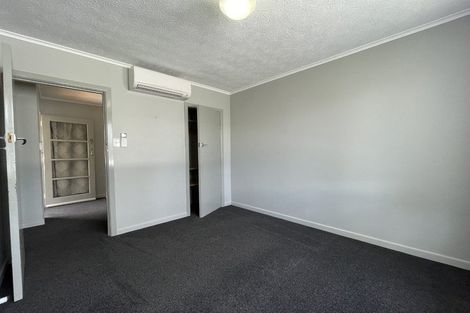 Photo of property in 10 Hinau Street, New Lynn, Auckland, 0600