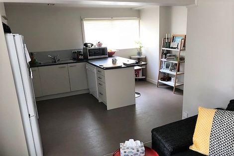 Photo of property in 1/35 Jaemont Avenue, Te Atatu South, Auckland, 0610