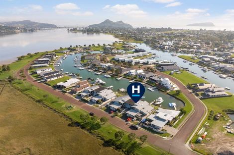 Photo of property in 166a Waterways Parade, Pauanui, Hikuai, 3579