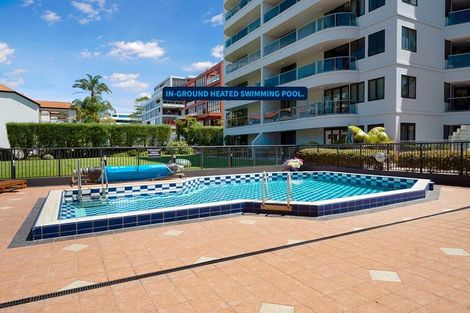 Photo of property in 2i/175 Hurstmere Road, Takapuna, Auckland, 0622