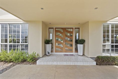 Photo of property in 15 Tarahunga Road, Levin, 5571